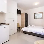 Bernardeta Guest house 3*