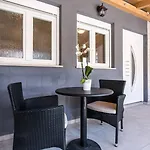 Guest house Bernardeta 3*