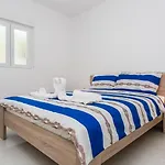 Guest house Bernardeta 3*