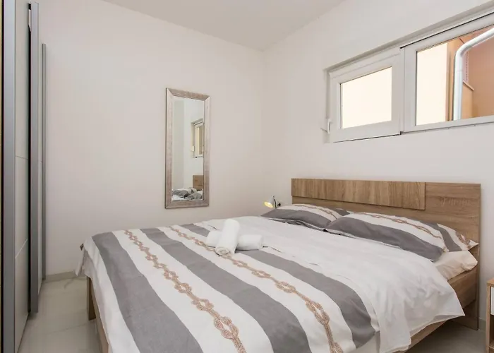 Bernardeta 1 Baška