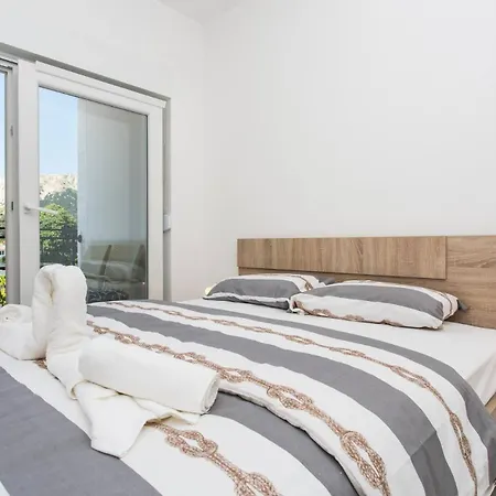 Bernardeta Guest house *