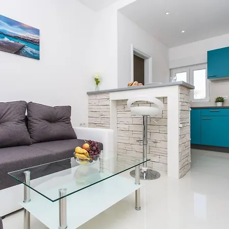 Bernardeta Guest house *