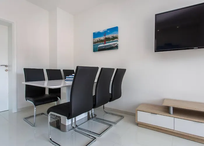 Πανσιόν Bernardeta 1