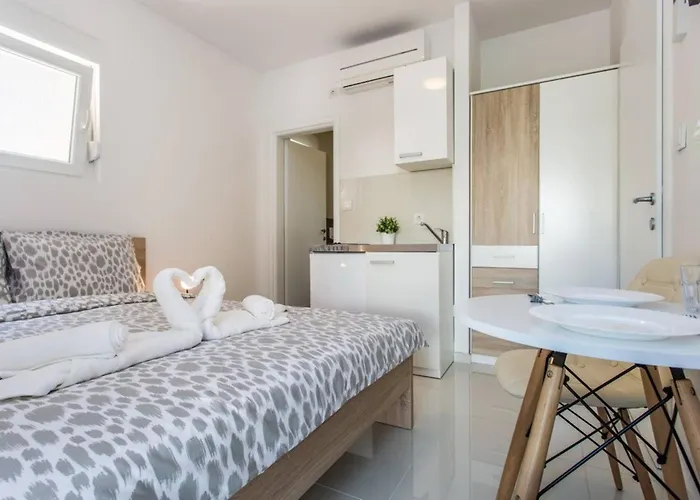 Bernardeta 1 Πανσιόν 3*