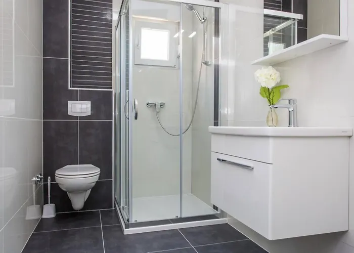 Bernardeta 1 Πανσιόν Baška