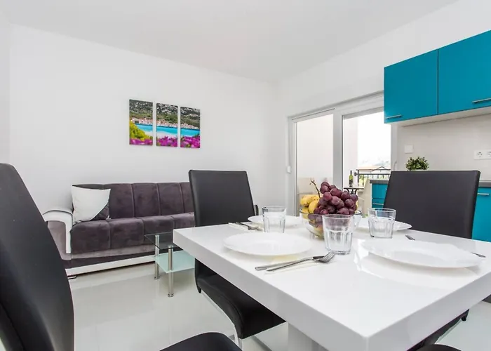 Πανσιόν Bernardeta 1