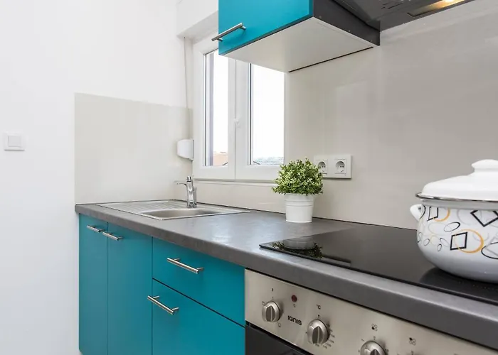 Πανσιόν Bernardeta 1